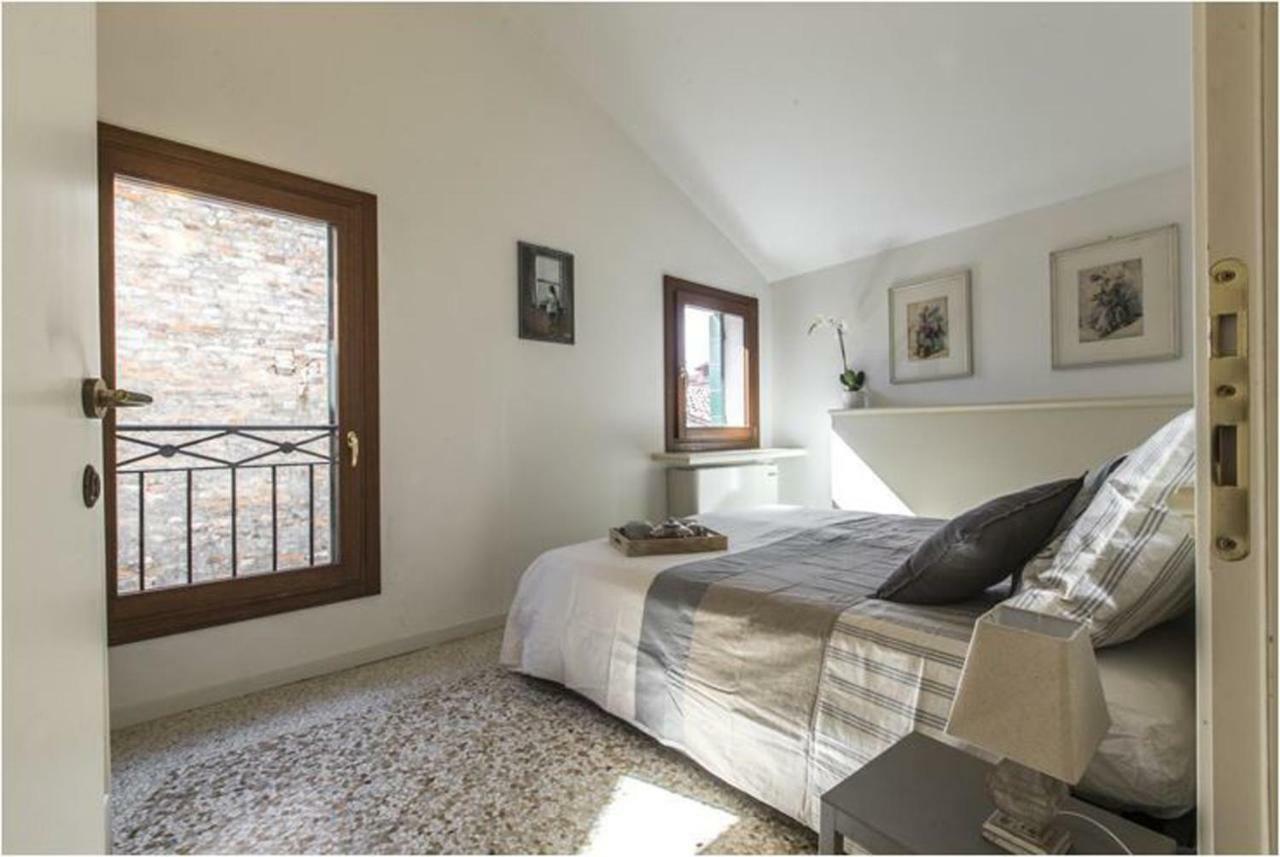 Appartement Lovely San Basilio Venise